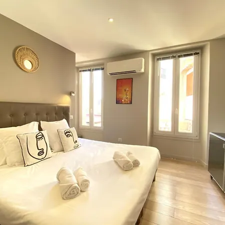 Stylish 2 Bed 1 Min To Palais & Cannes