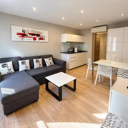 Stylish 2 Bed 1 Min To Palais & Apartamento Cannes
