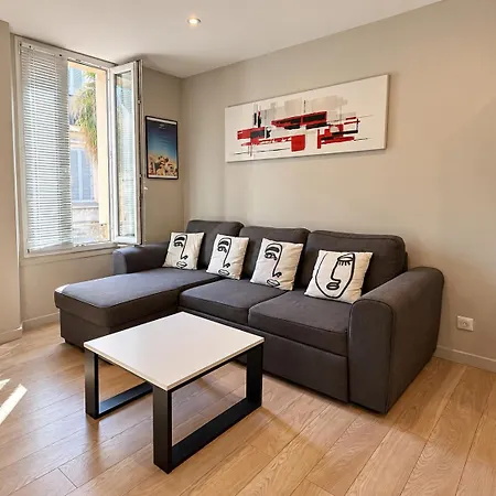 Stylish 2 Bed 1 Min To Palais & *