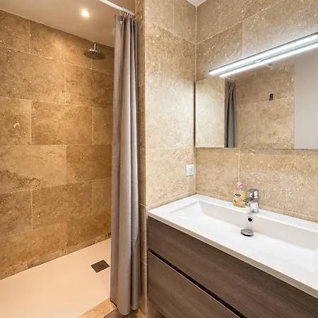 Stylish 2 Bed 1 Min To Palais &